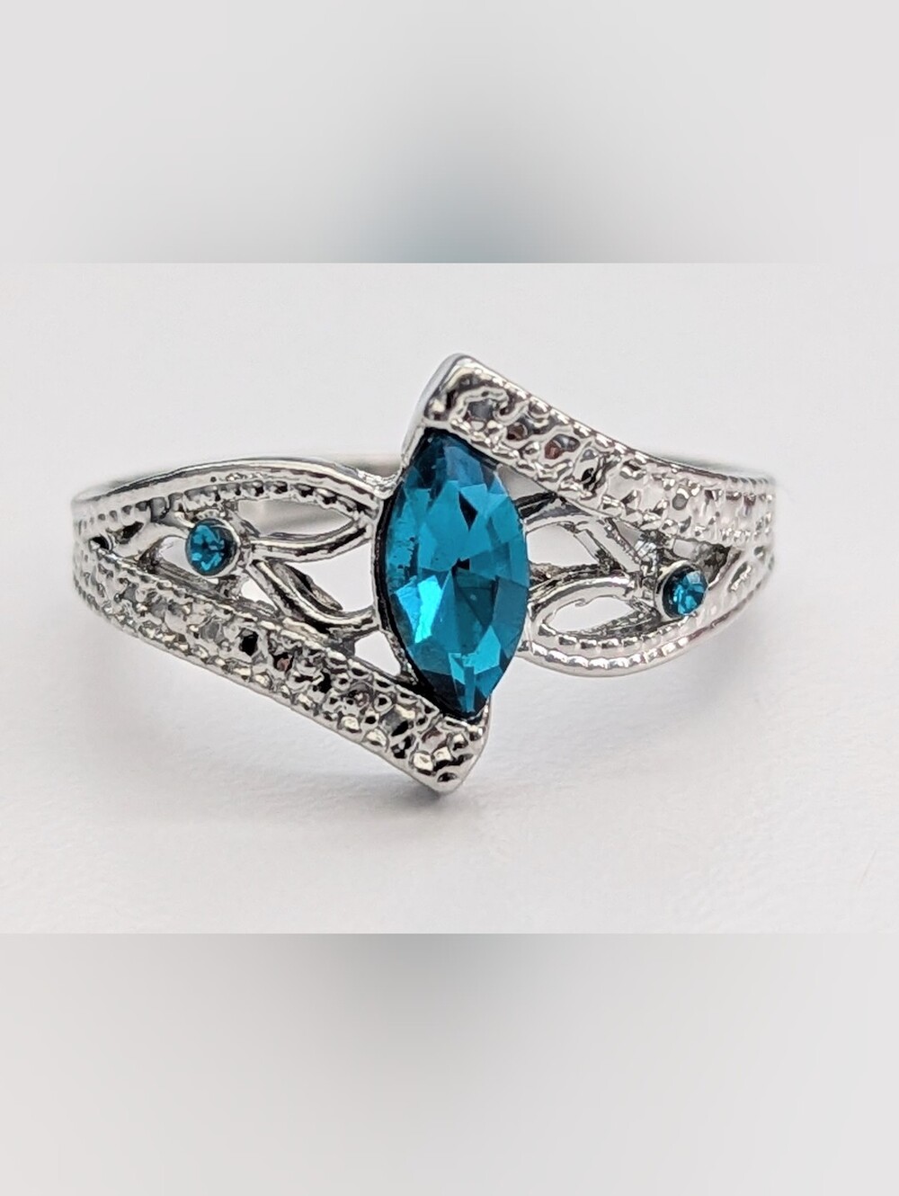 Silver-Tone Women's Engagement-Style Costume Jewelry Ring